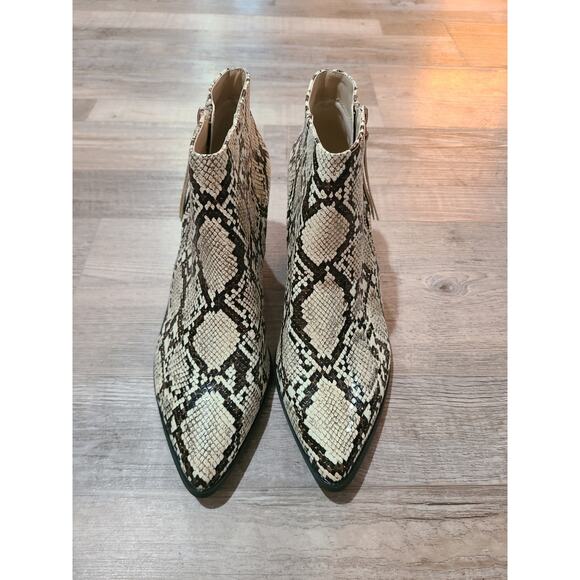 ZBY size 9 women's snake print pointed toe booties - Picture 3 of 7